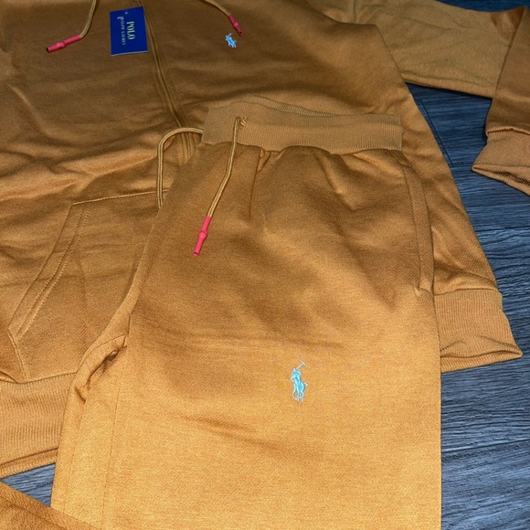 🔥🔥🔥2023 Model Joggers🔥🔥🔥 - Picture 2 of 4